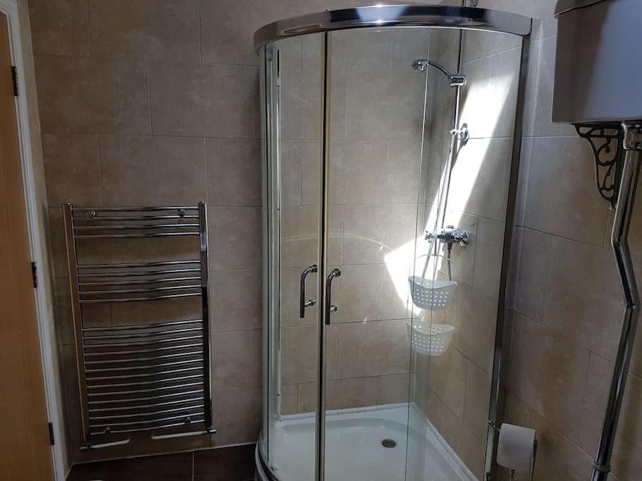Stratford Centre, Ground Level, Parking Nearby Apartment Bagian luar foto