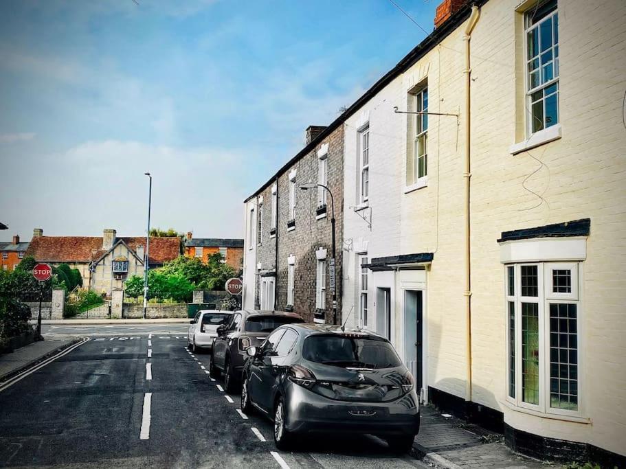Stratford Centre, Ground Level, Parking Nearby Apartment Bagian luar foto